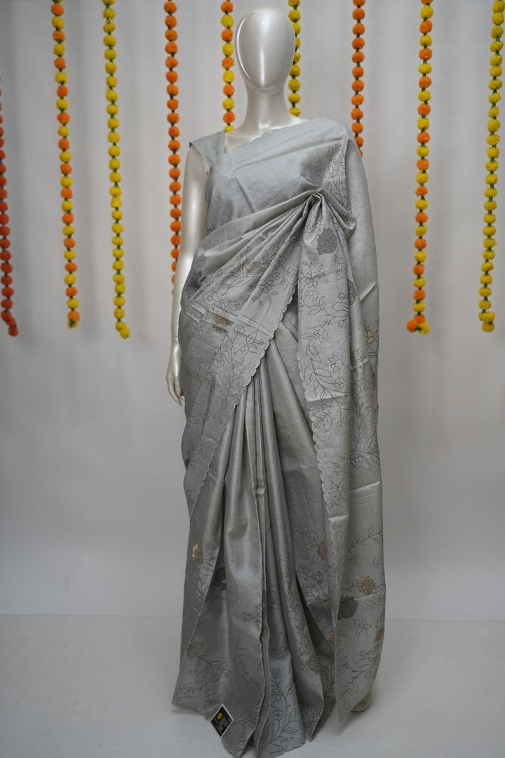 Applique Saree TSA3072