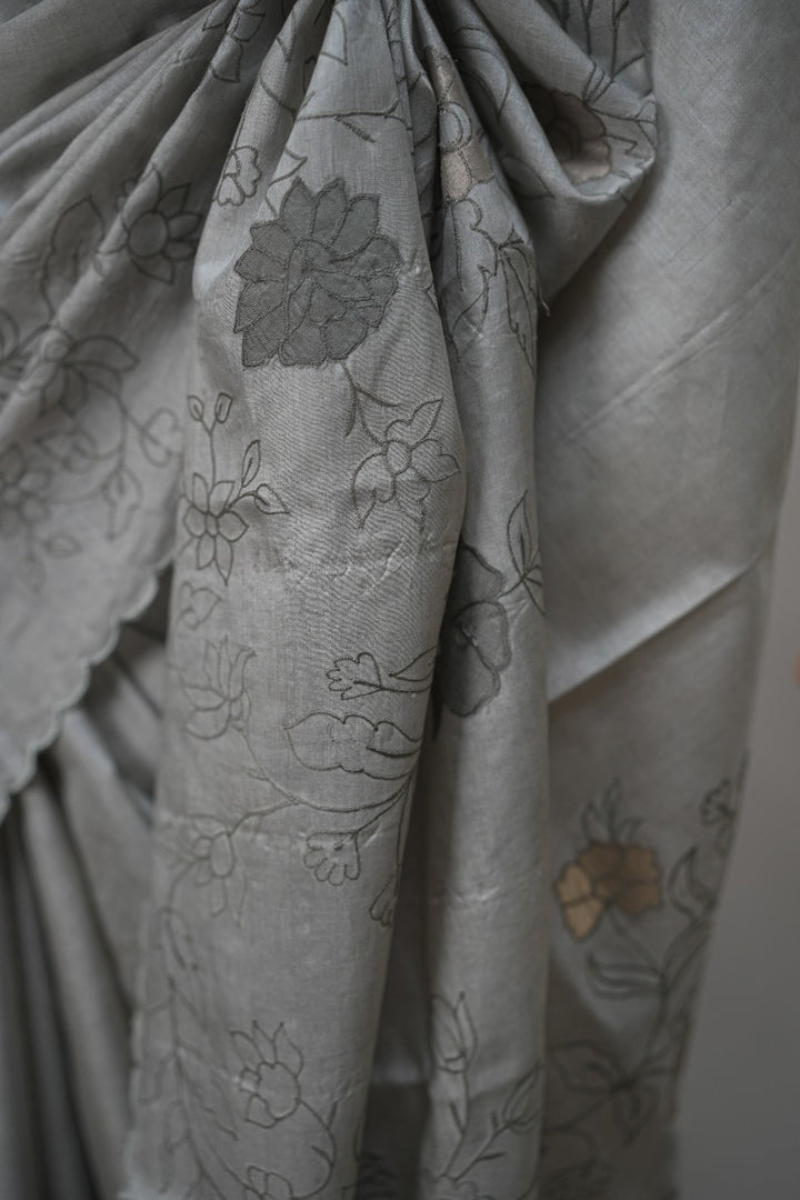 Applique Saree TSA3072