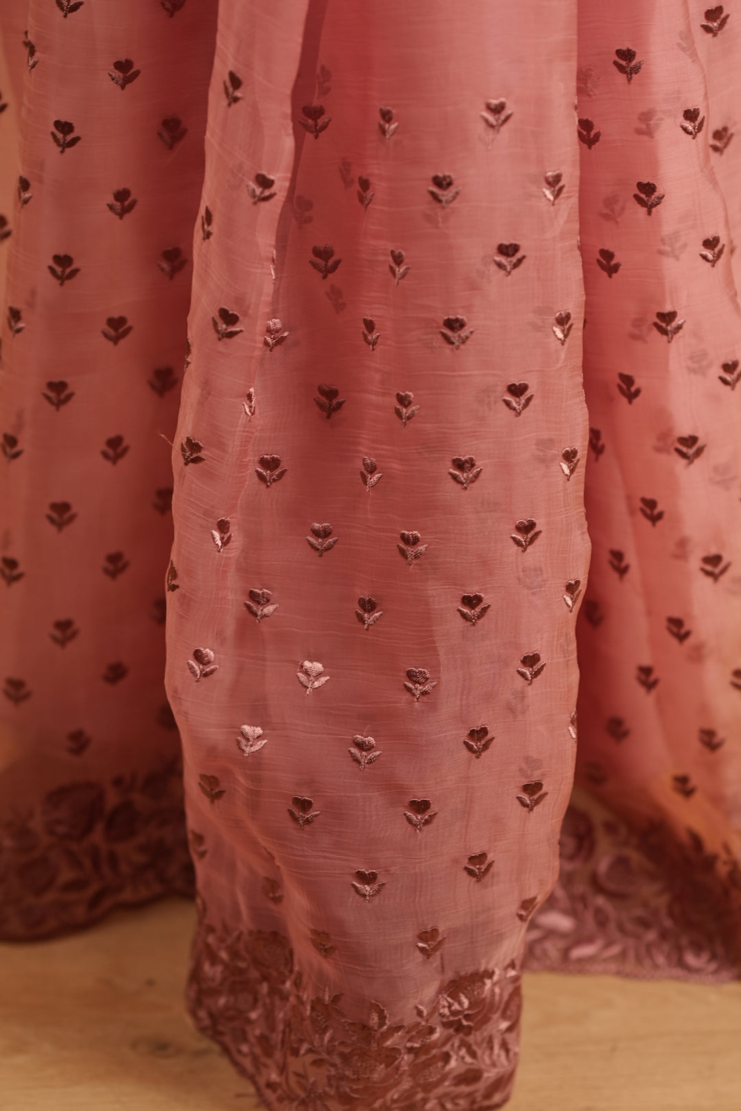 Crushed Chinnon Saree TSA0361
