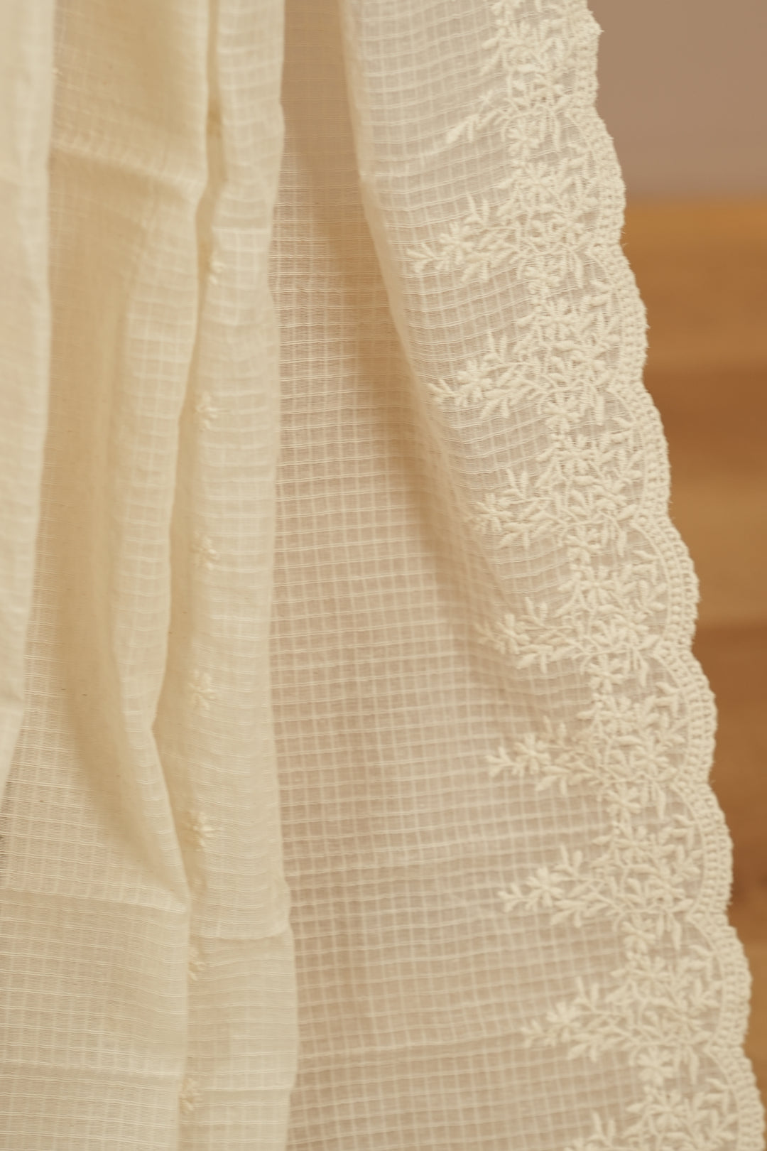 Mul Cotton Dupatta TDA386