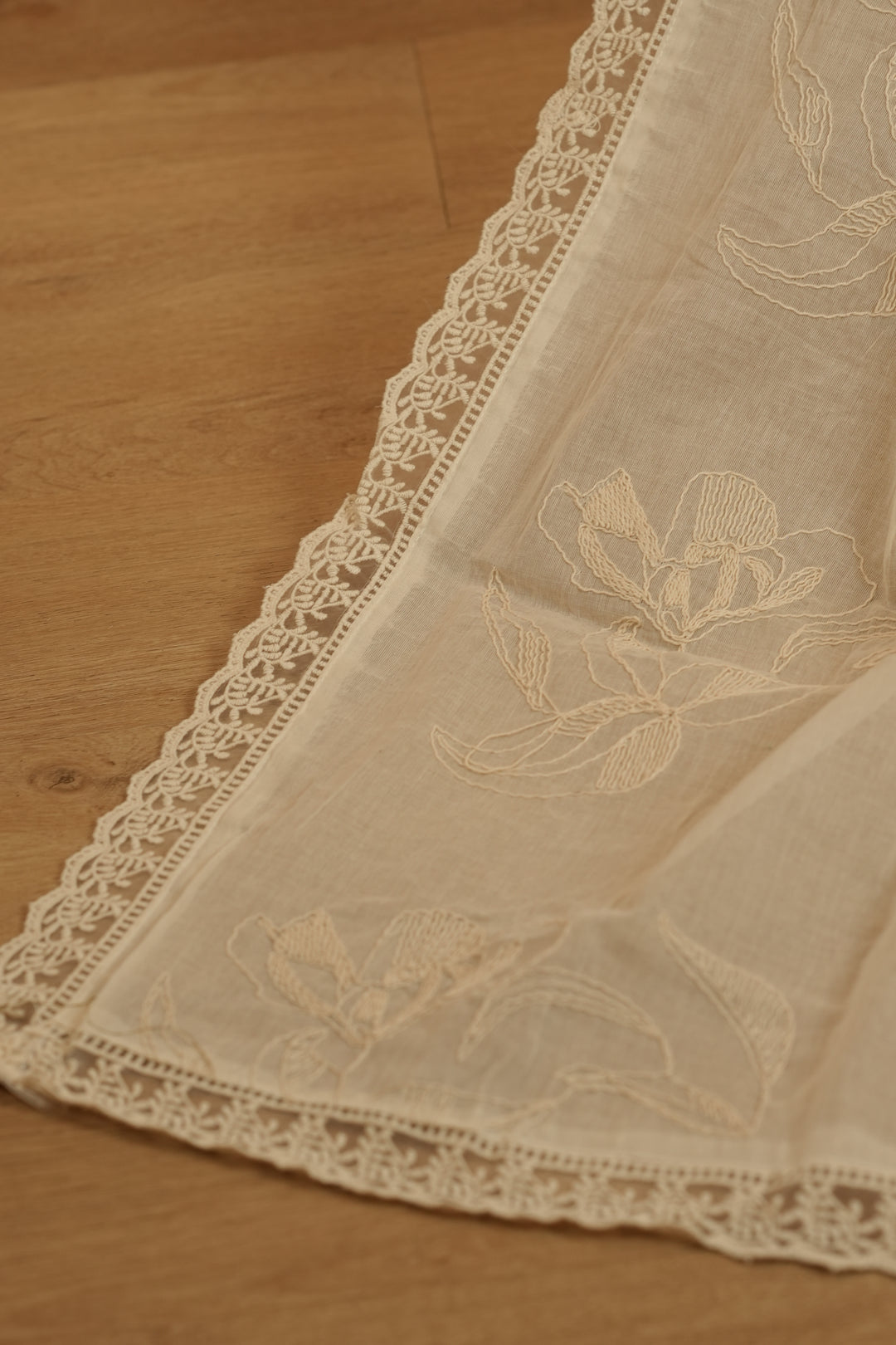 Mul Cotton Dupatta TDA387
