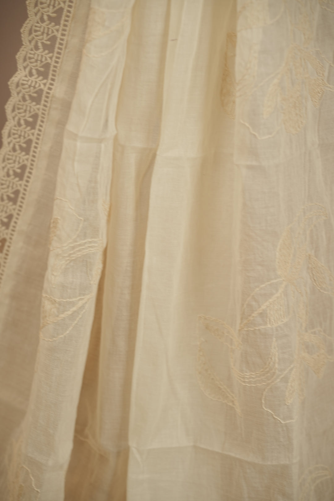 Mul Cotton Dupatta TDA387