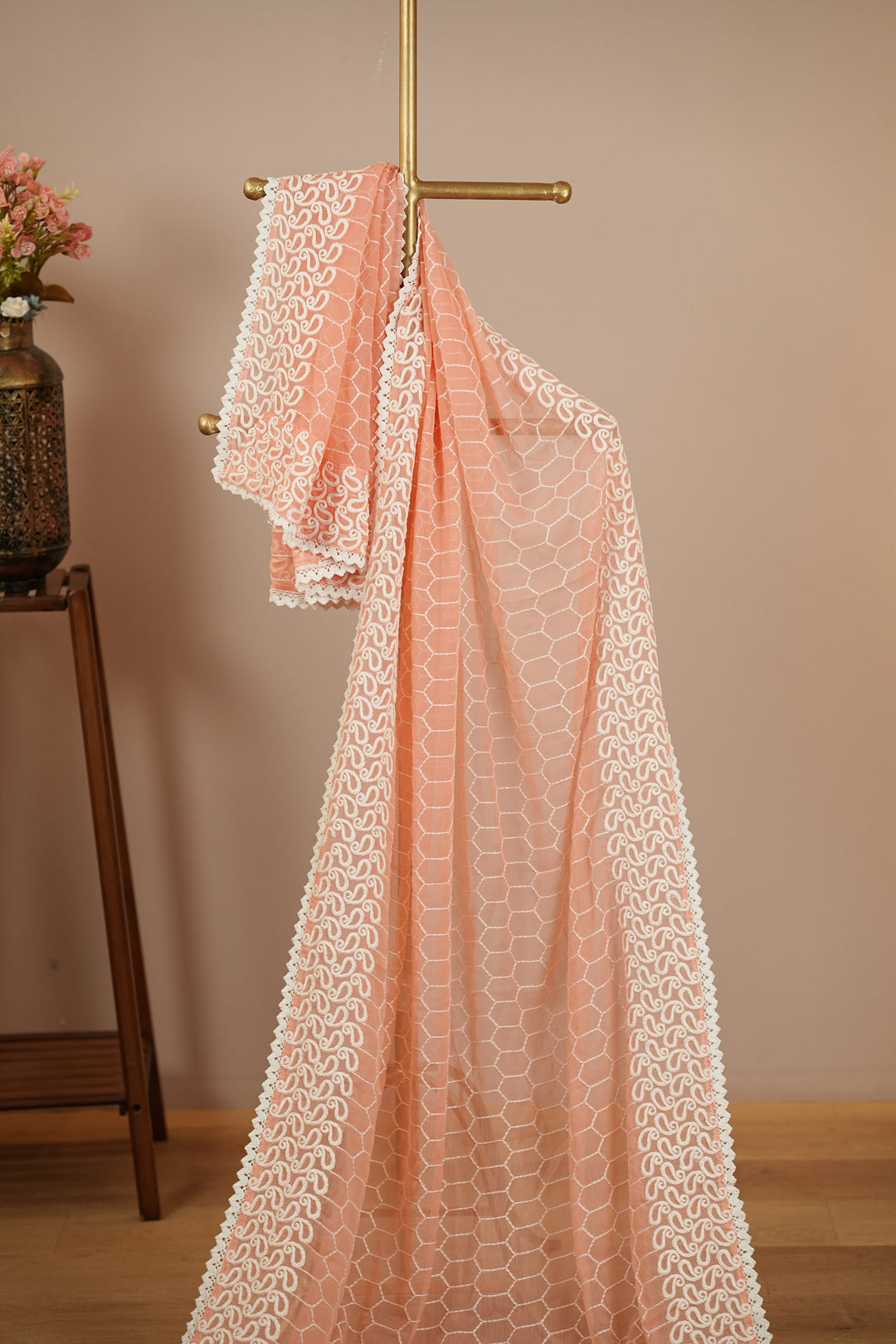 Crushed Chinon Dupatta TDA389