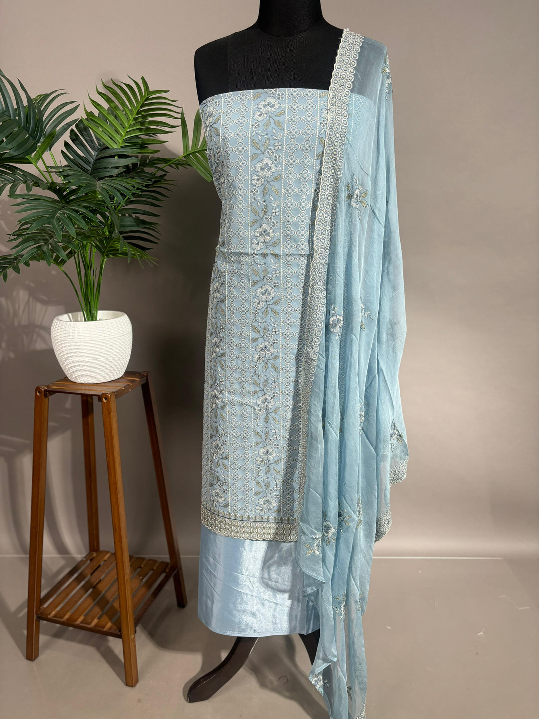 Georgette Salwar  TSS1727