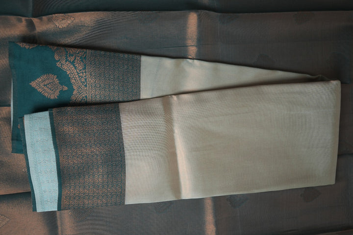 Semi- Silk Un Stitched Dhawani TDA3089