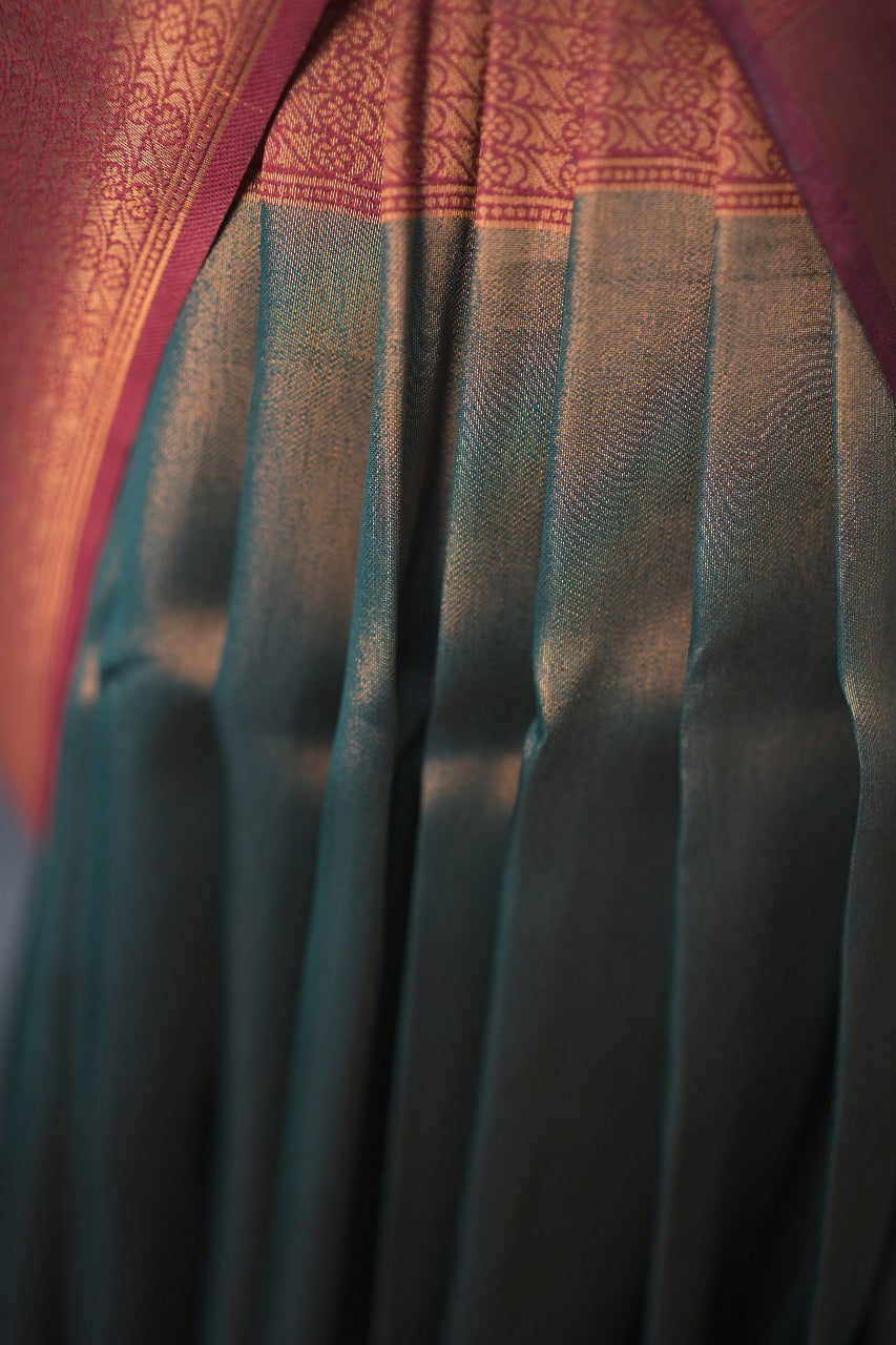Semi- Silk Un Stitched Dhawani TDA3089