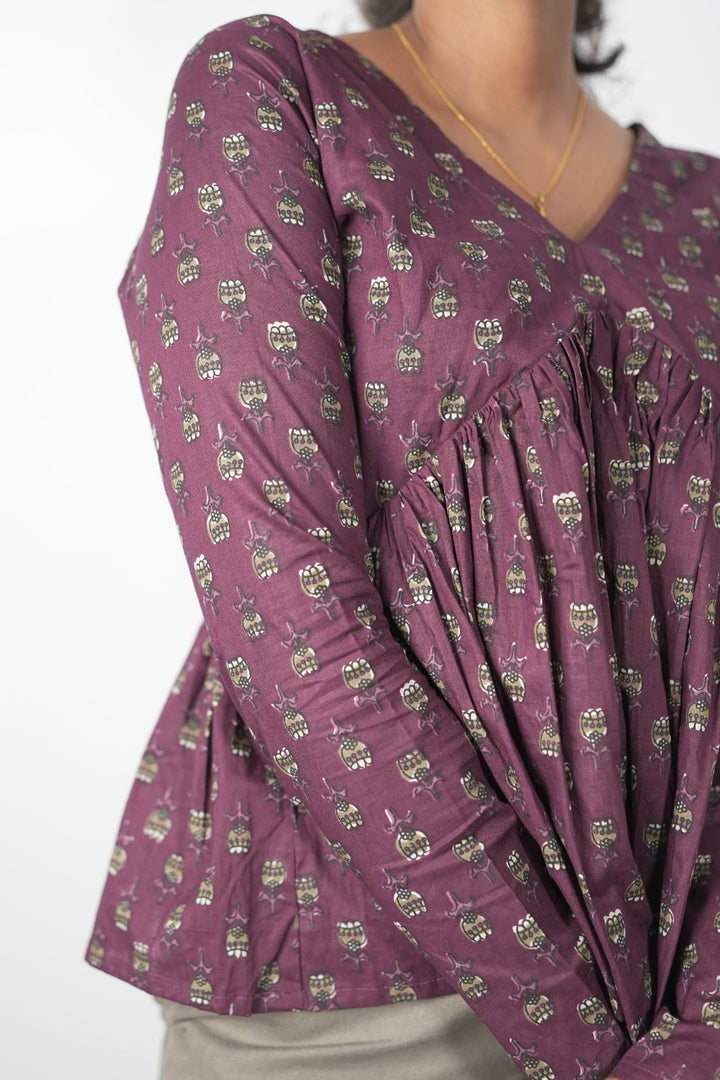 Gathered yoke crop top TCW1008