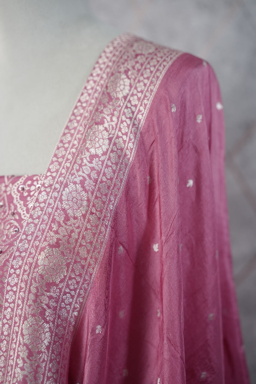 Semi-Banarasi Salwar TSS3650