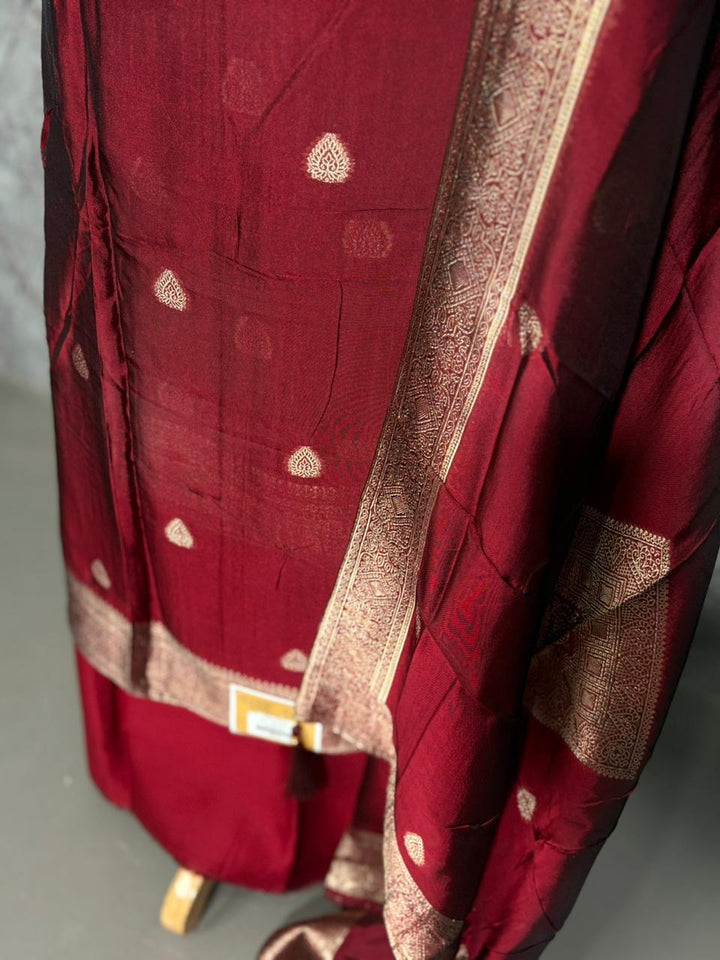 Semi-Banarasi Salwar TSS3752