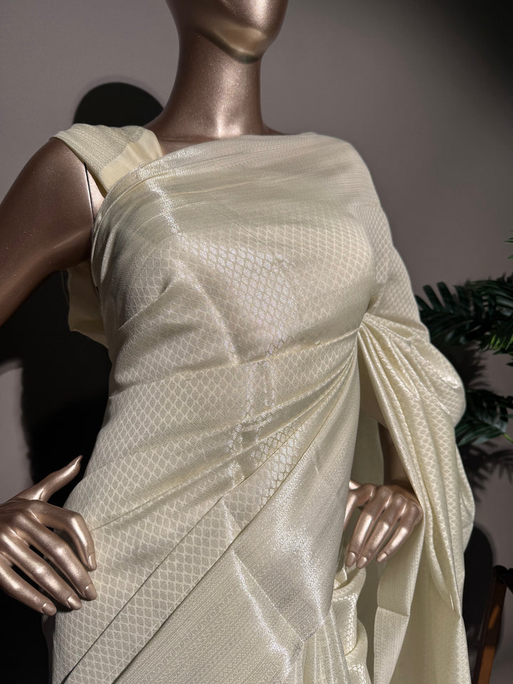 Semi Banarasi Saree TSA2036