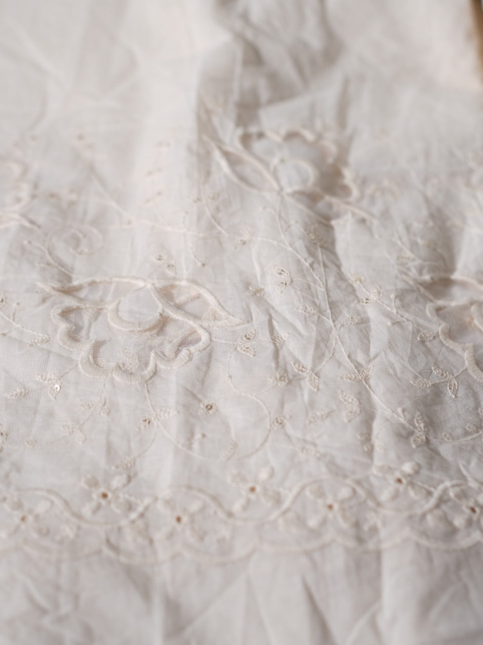 Applique Work TRF2747