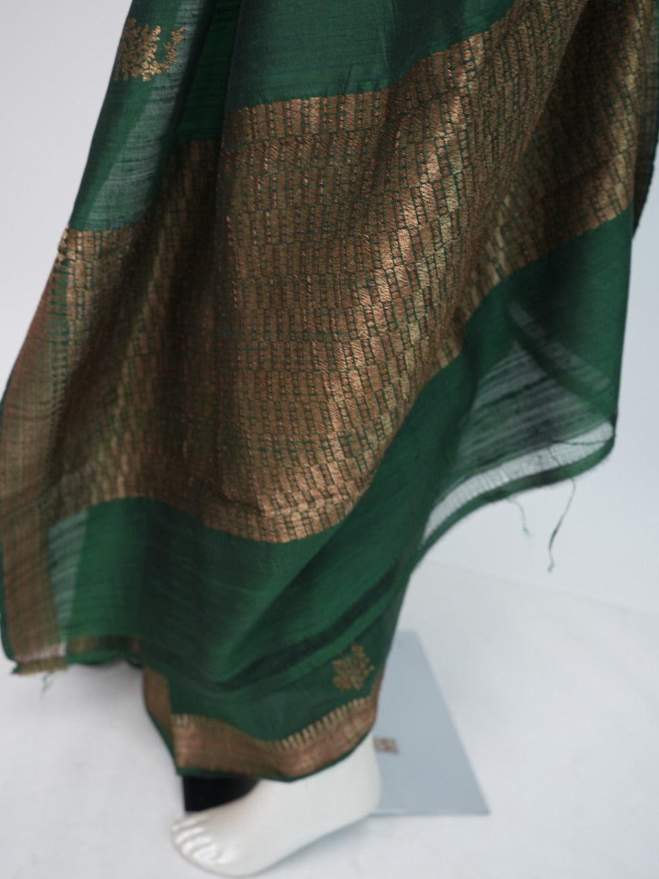 Raw Silk Saree TSA3281
