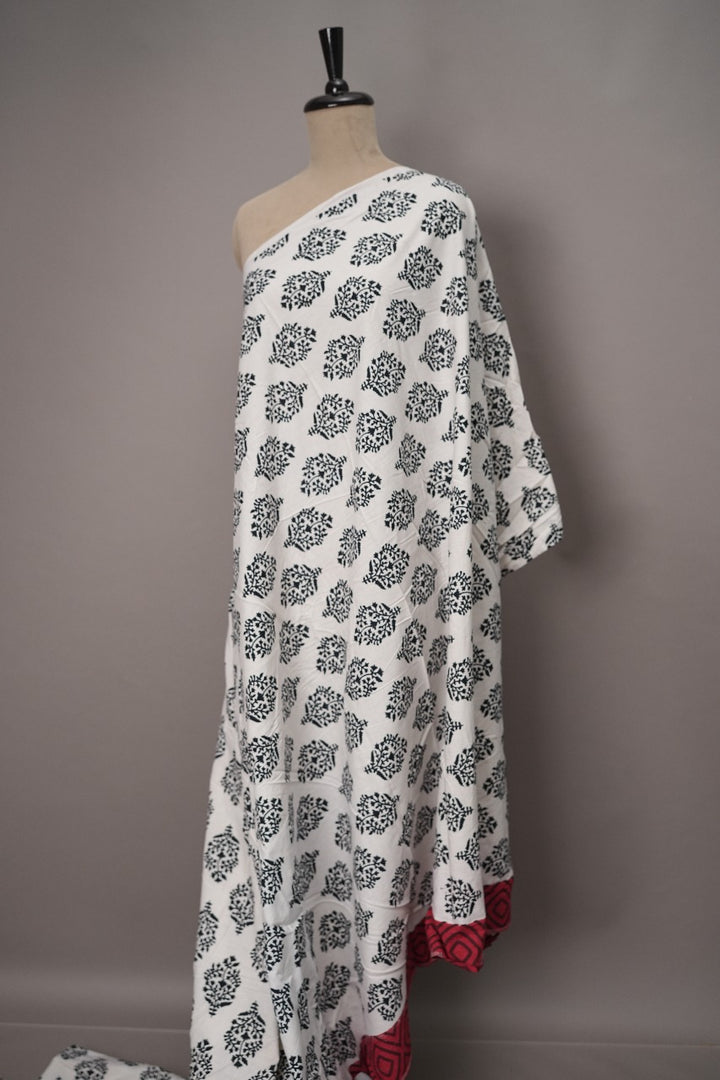Damask Print Cotton Material TRF412