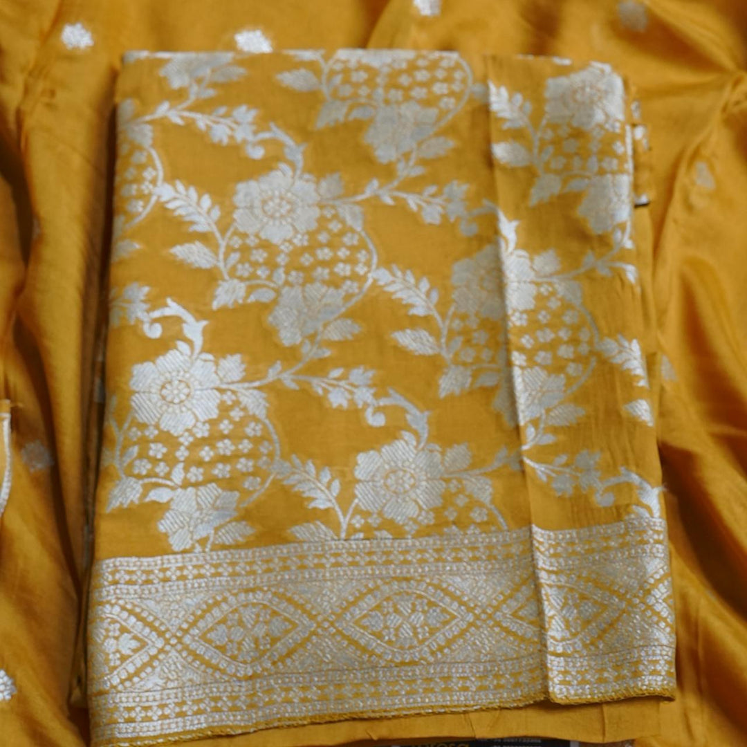 Semi-Banarasi TSS3814