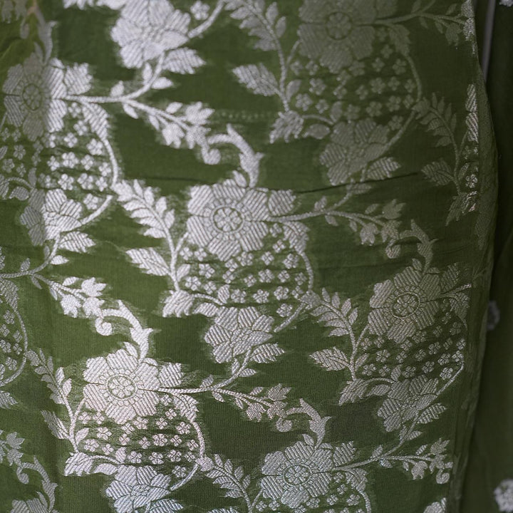 Semi-Banarasi TSS3814