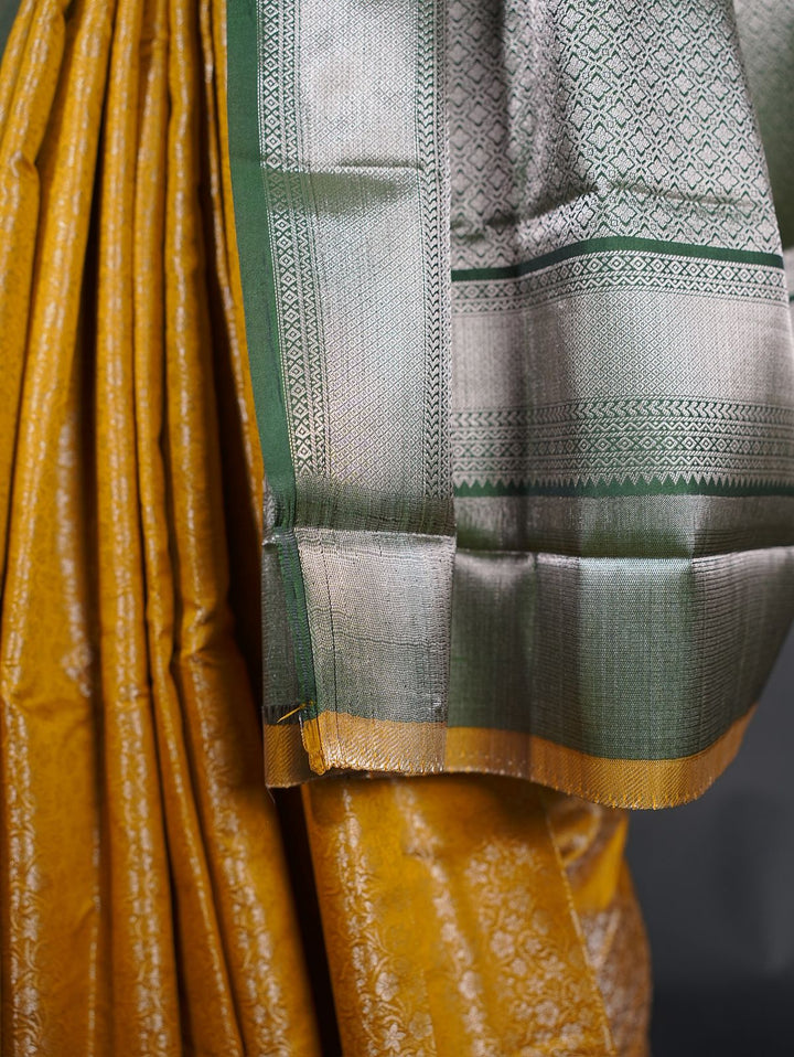 Semi-Silk Saree TSA3915