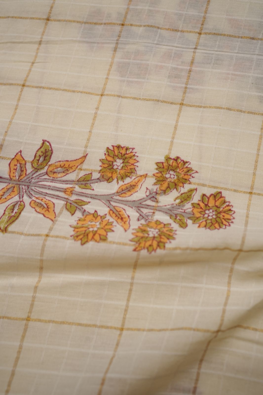 Cotton Material TRF4429