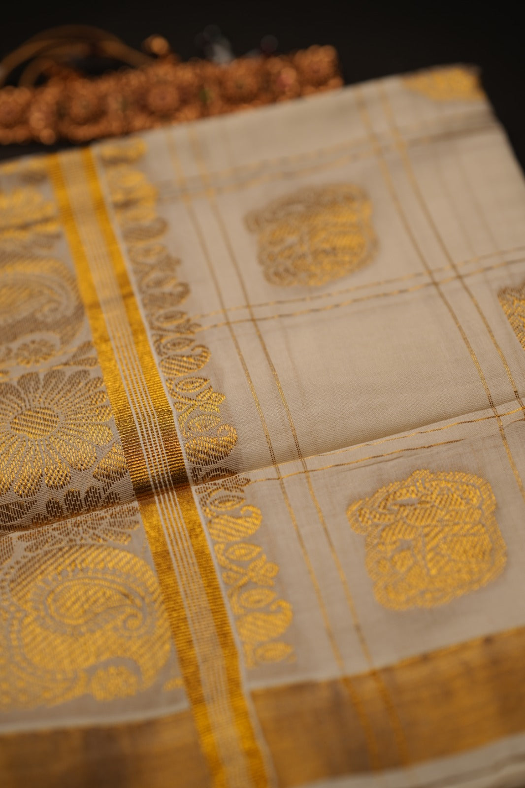 Kerala Kasavu Saree TSA738