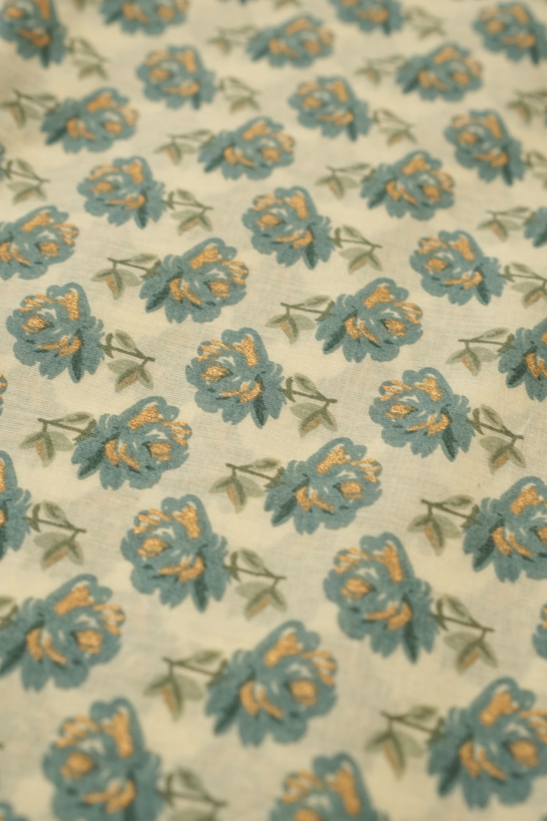 Cambric Cotton Material TRF4683