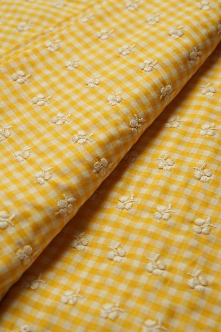 Cotton Check Material TRF4721