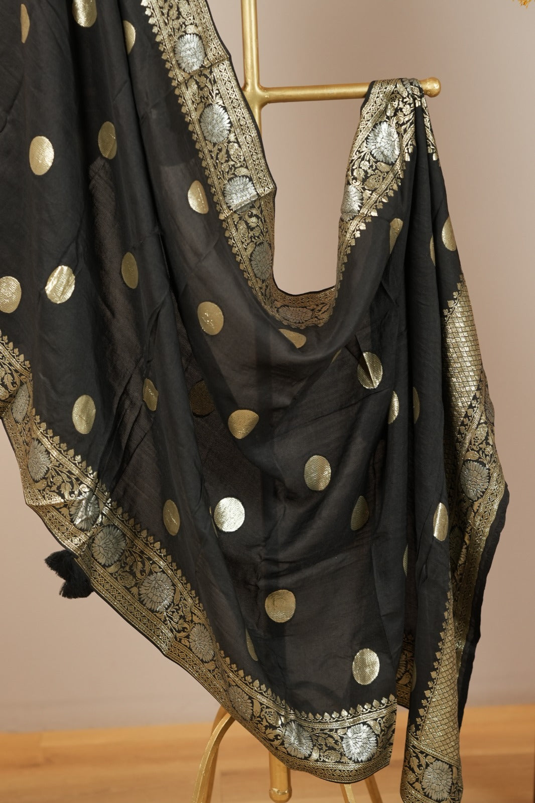 Semi Silk Dupatta TDA0556
