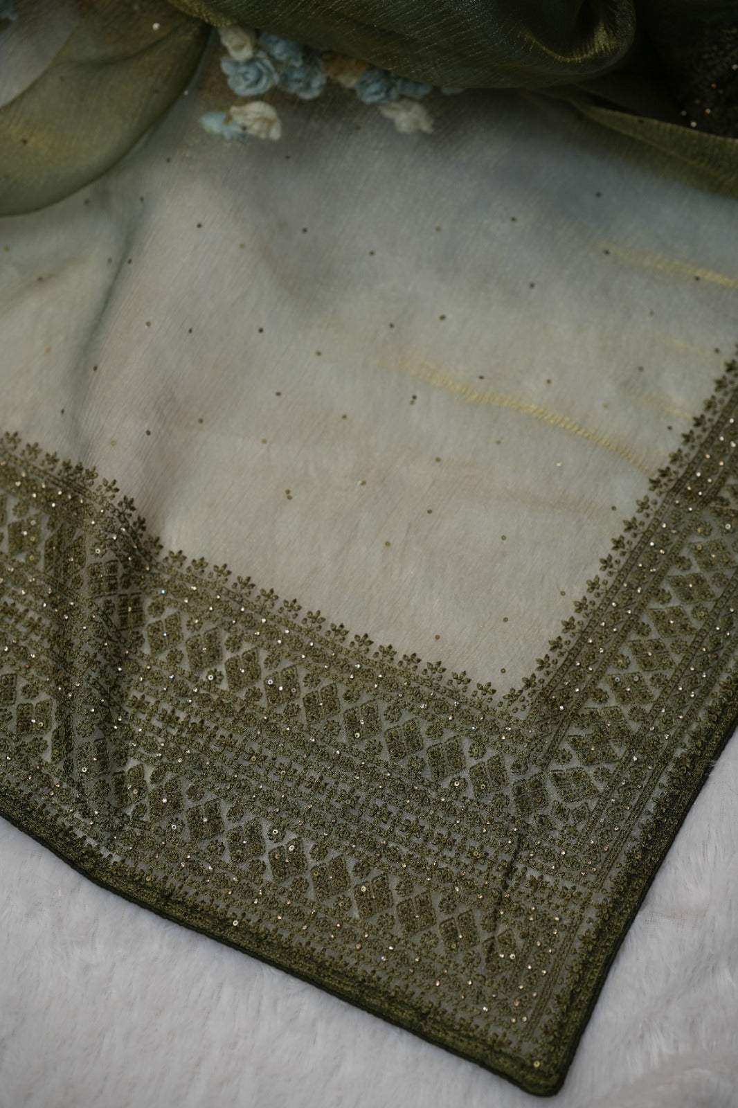 Crushed Tissue Saree TSA5222