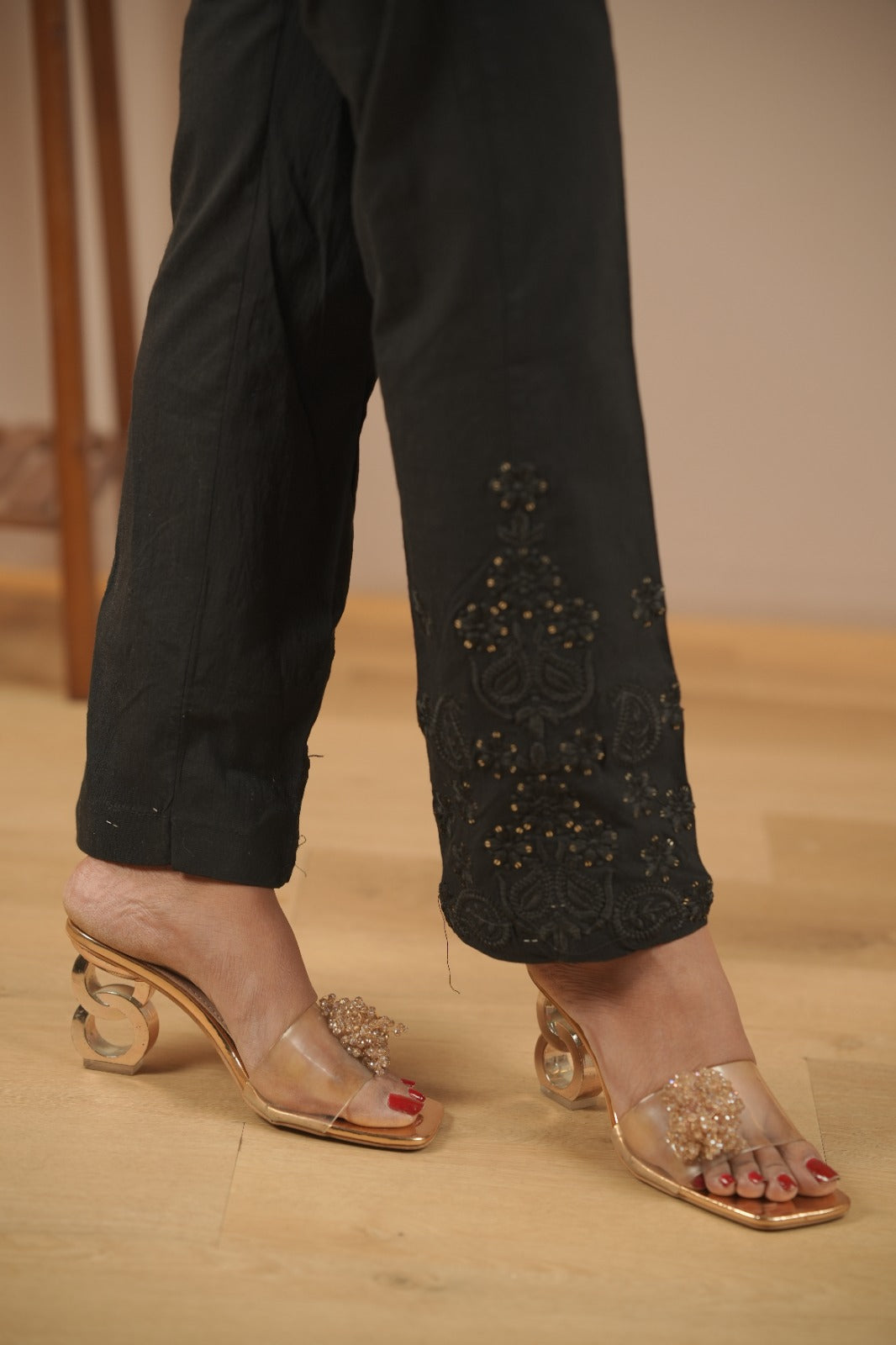 cigarette pant design Shibumi Silk Trousers in Mode Pair these pants with a tailored blouse for a polished office look LILYSILK Mulberry Silk Trousers Womens