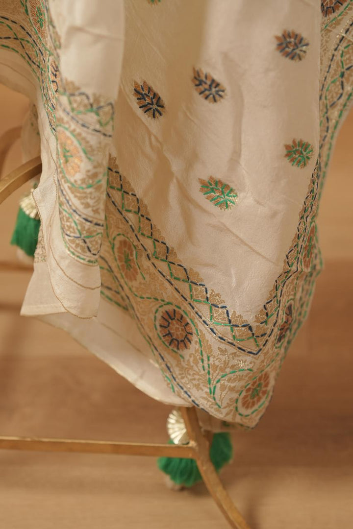 Semi Silk Duppatta TDA5540