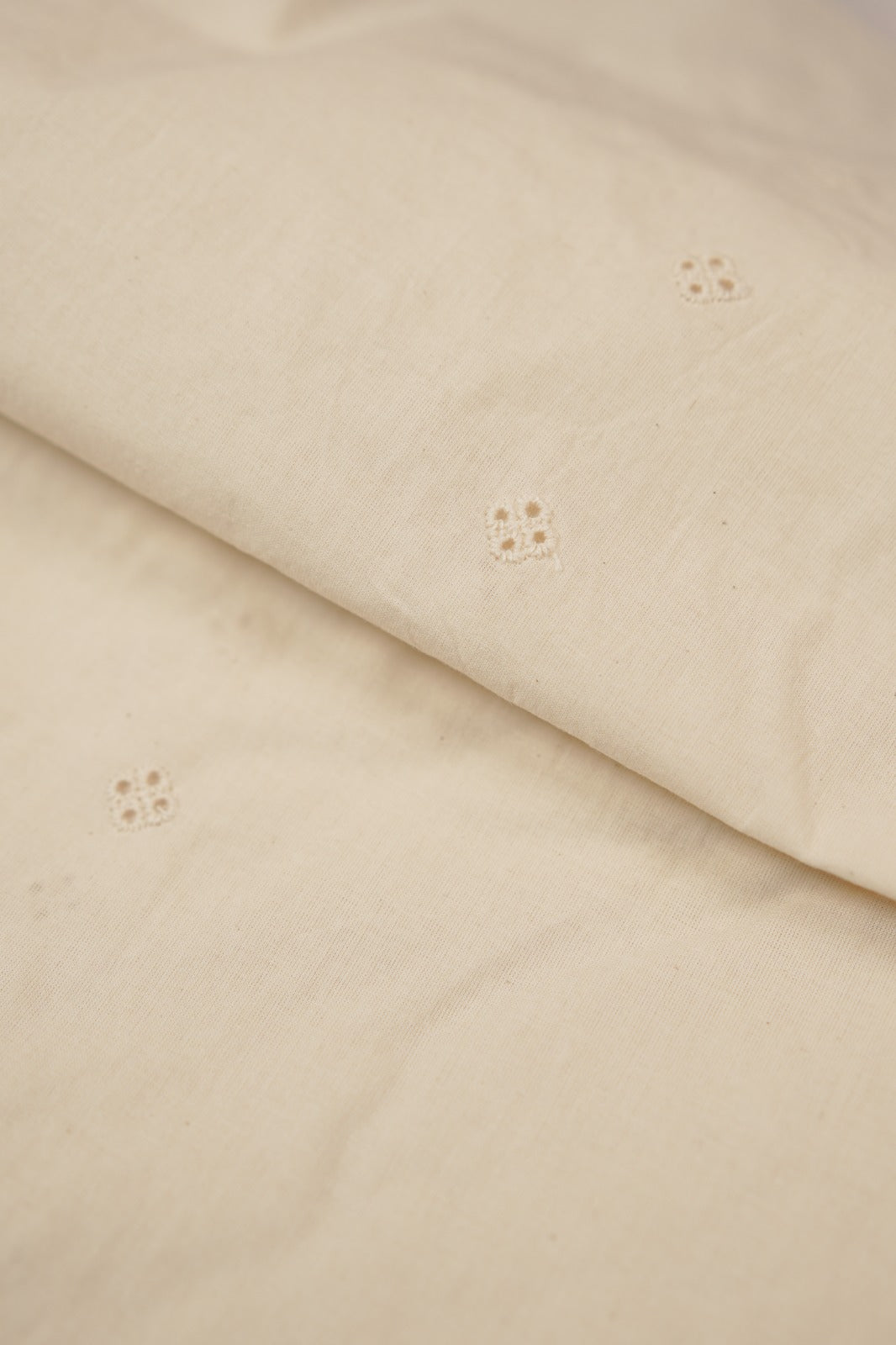 Cambric Cotton Material TRF5569