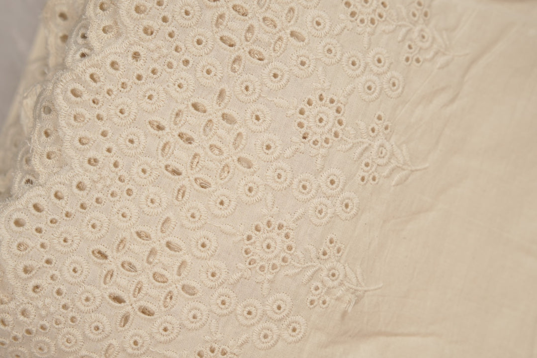 Cambric Cotton Material TRF5569
