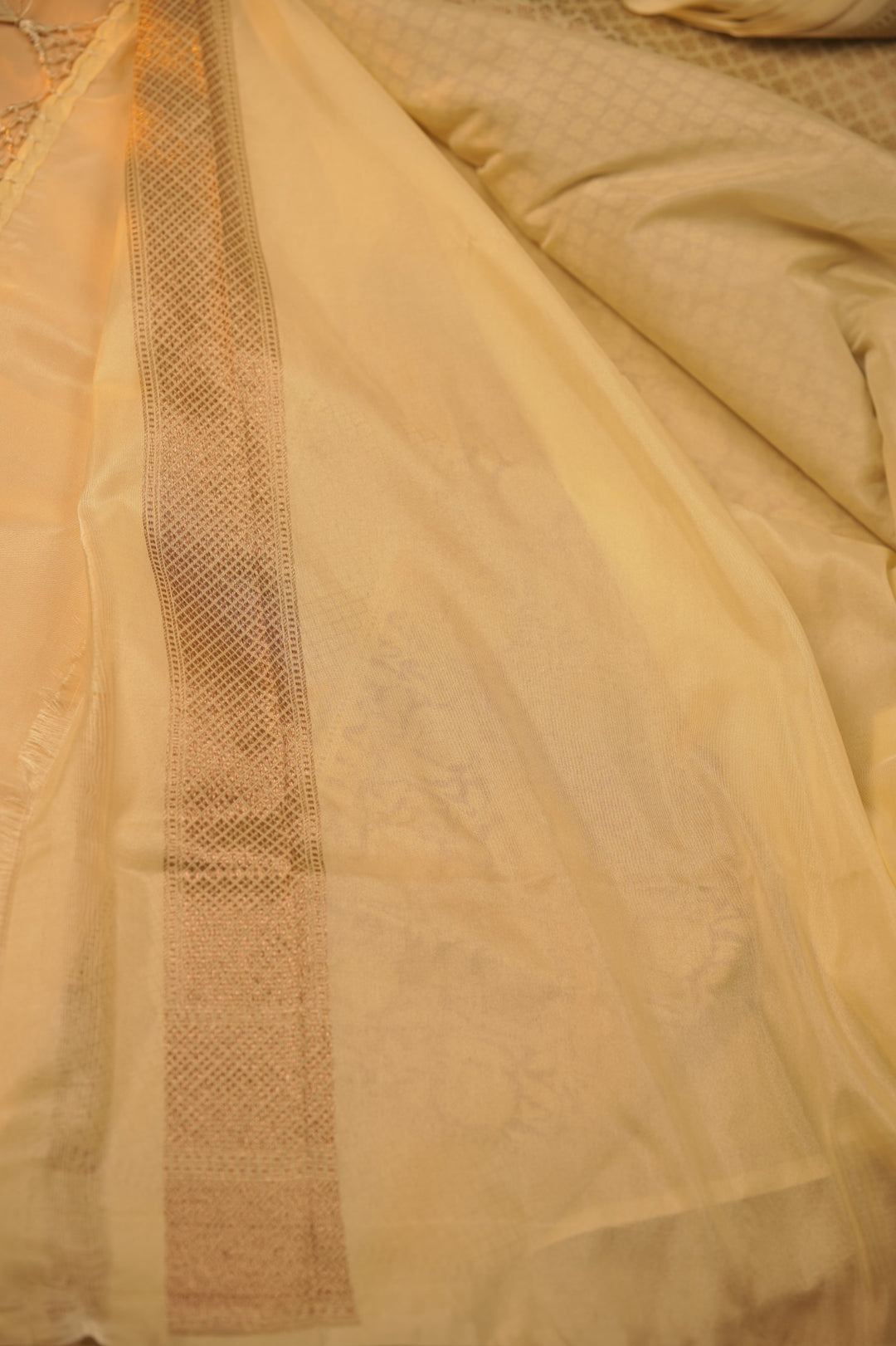Semi Kathan Saree TSA01226
