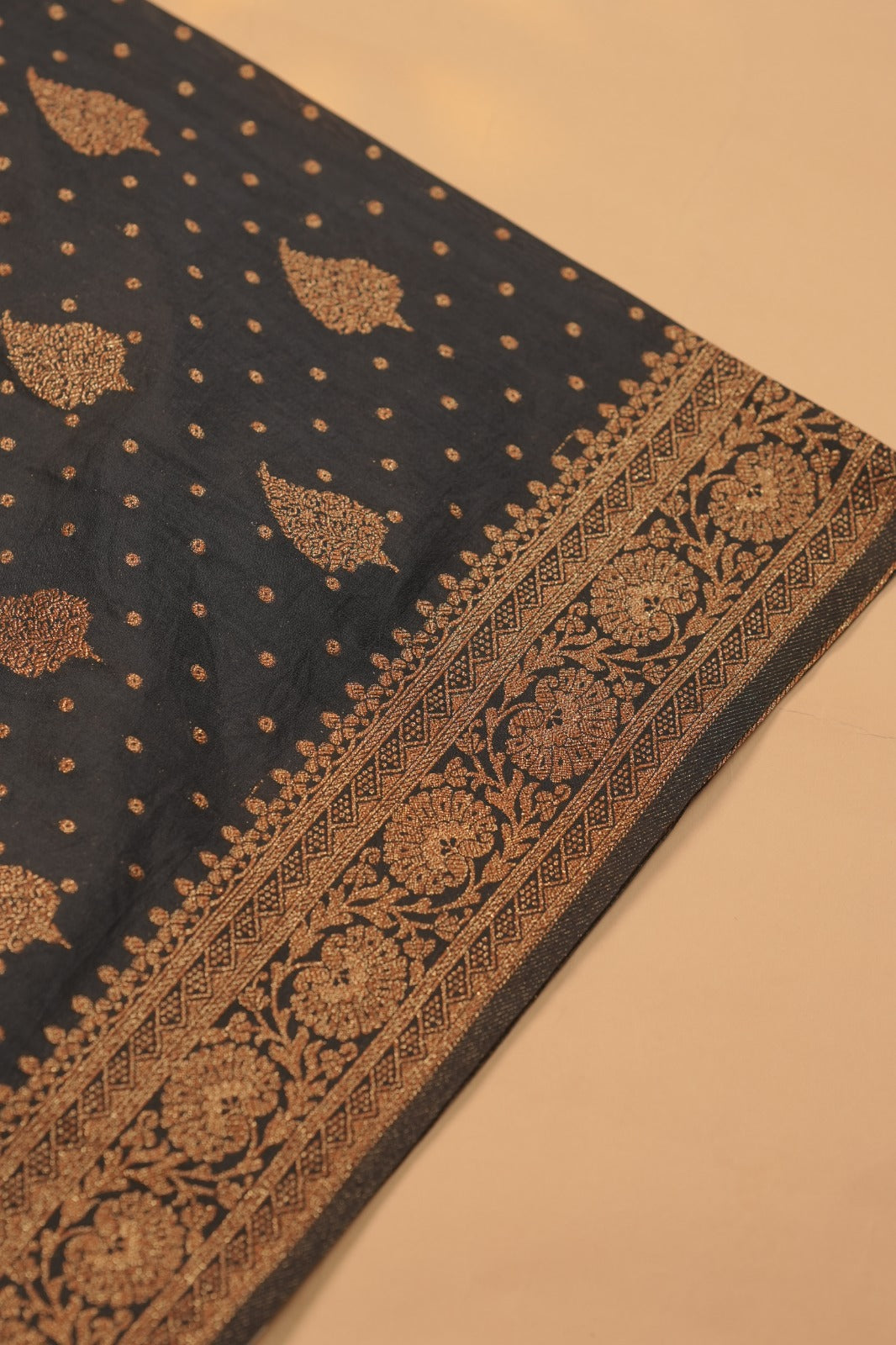 Semi Banarasi Saree TSA01426