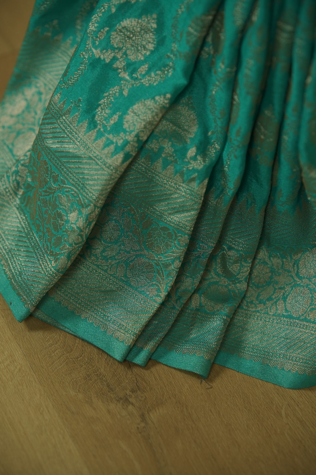 Semi Banarasi Saree TSA01739