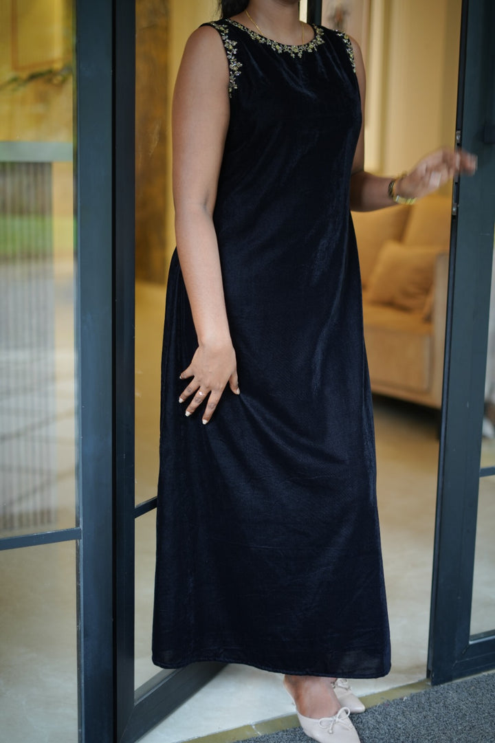 Black Velvet dress FS1068