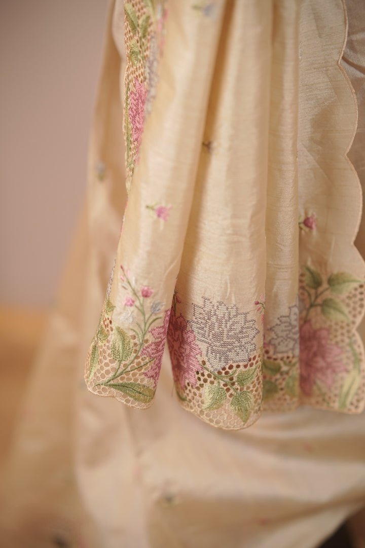 Semi Tussar Saree TSA02024