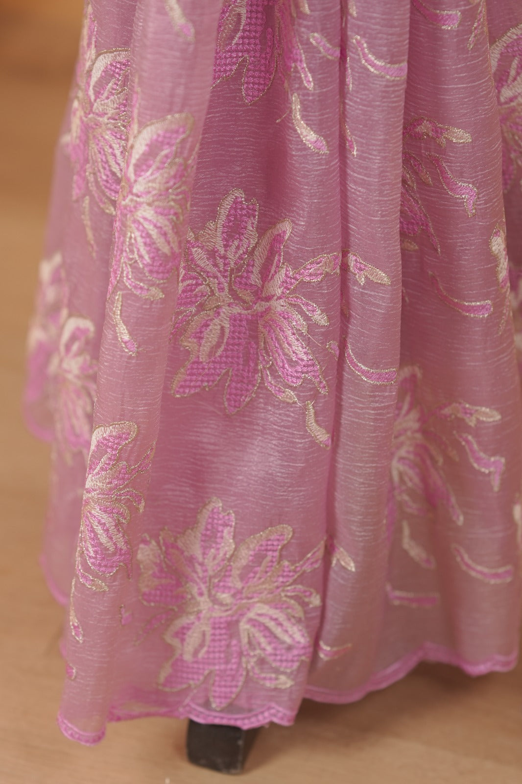 Crushed Tissue Saree TSA6013