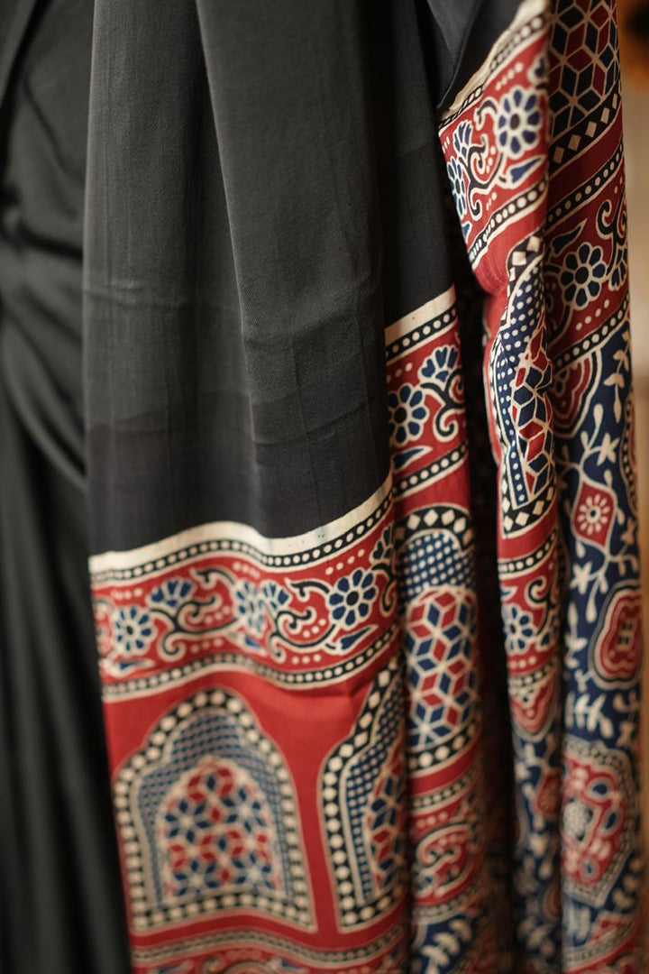 Modal Saree TSA4370